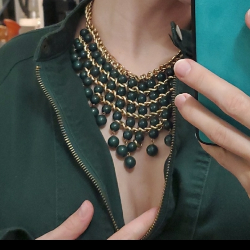 Neck chain